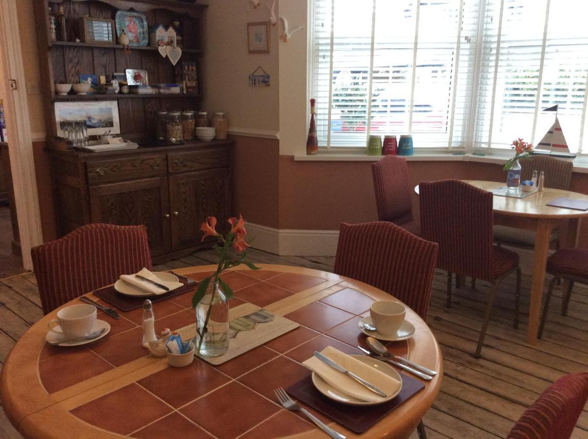 Highfield Guest House 谢林汉姆 外观 照片